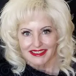 Image of Psychic Candice from Absolute Soul Secrets