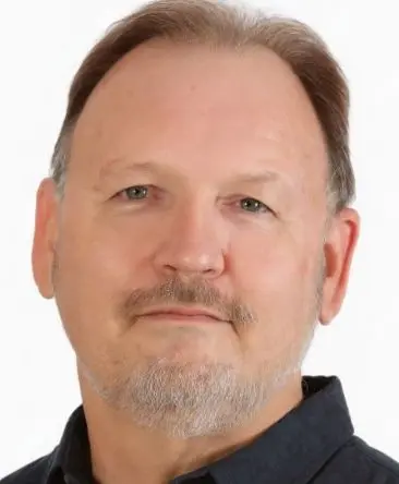 Psychic Andrew in black shirt id 2062